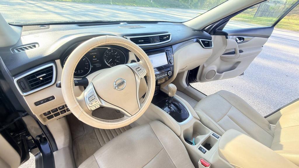 2014 Nissan Rogue - $5,900