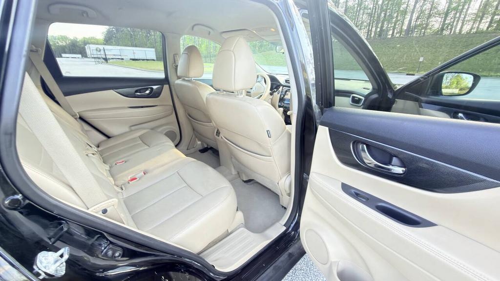 2014 Nissan Rogue - $5,900
