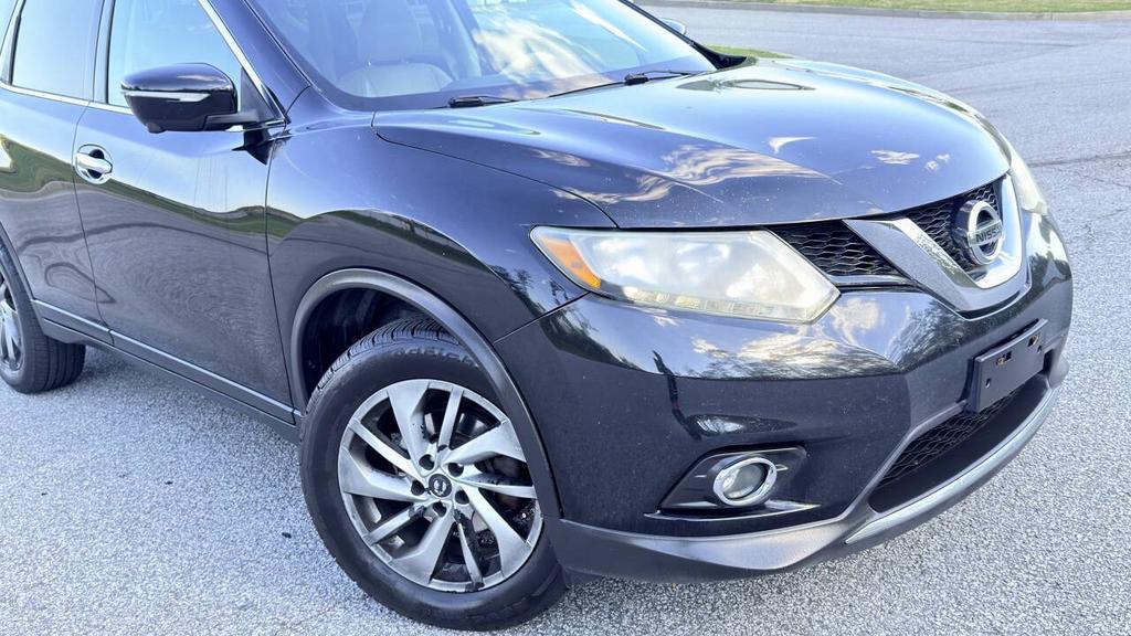 2014 Nissan Rogue - $5,900
