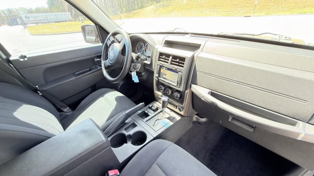 2012 Jeep Liberty - $3,900