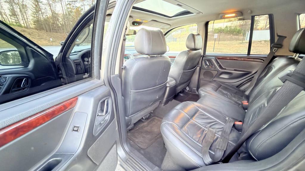 2004 Jeep Cherokee - $4,500