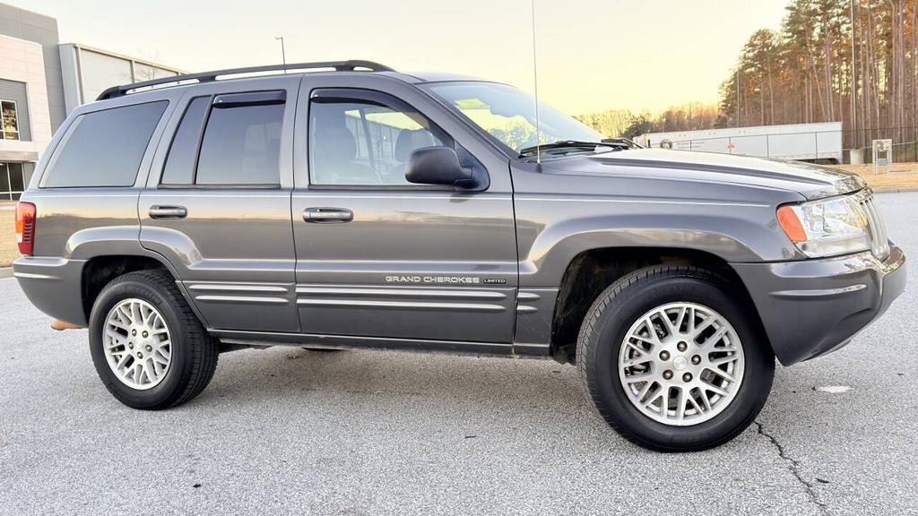 2004 Jeep Cherokee - $4,500