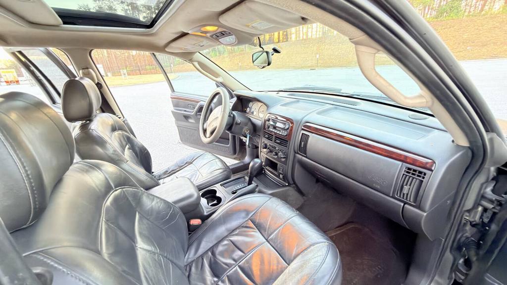 2004 Jeep Cherokee - $4,500