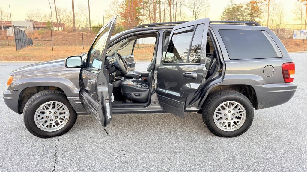 2004 Jeep Cherokee - $4,500