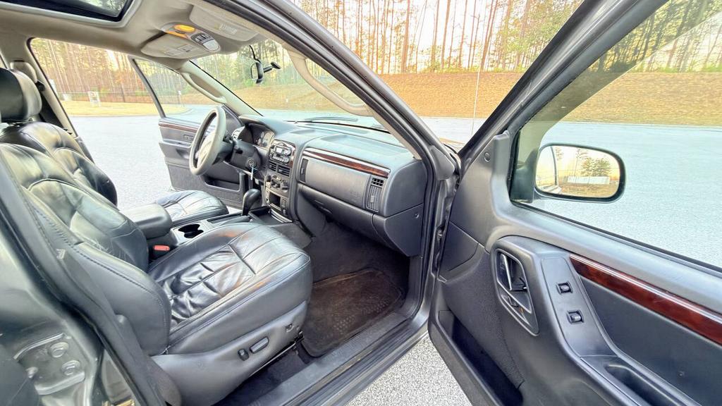 2004 Jeep Cherokee - $4,500