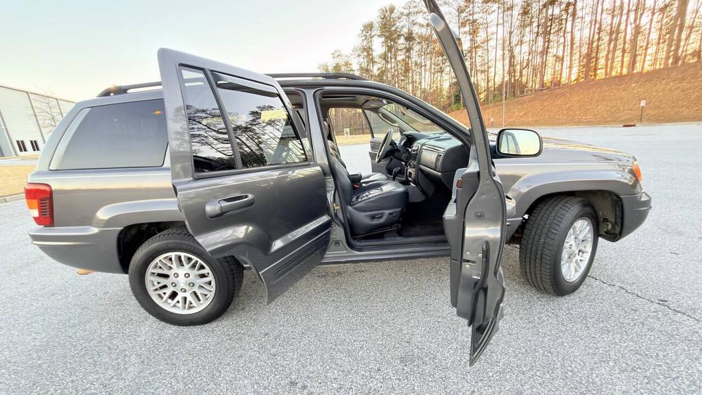 2004 Jeep Cherokee - $4,500