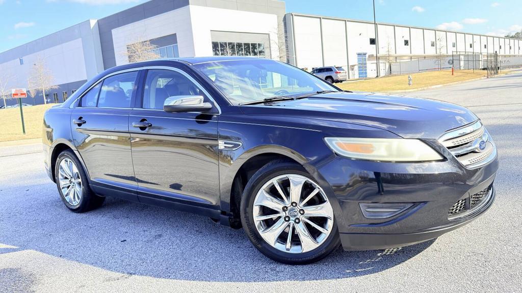 2011 Ford Taurus - $2,700
