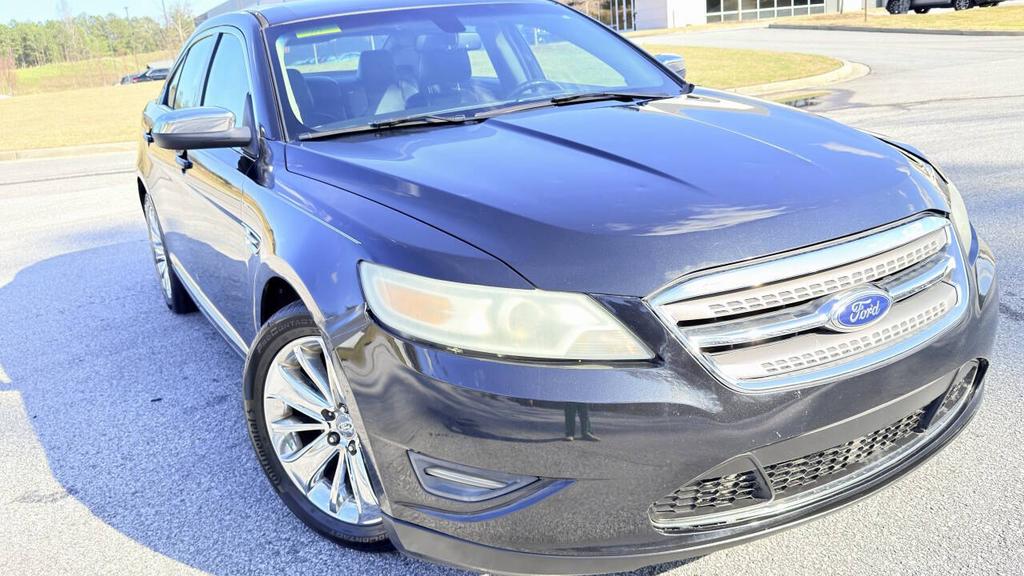 2011 Ford Taurus - $2,700