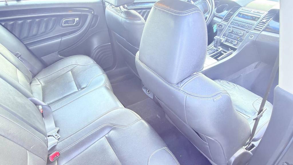 2011 Ford Taurus - $2,700