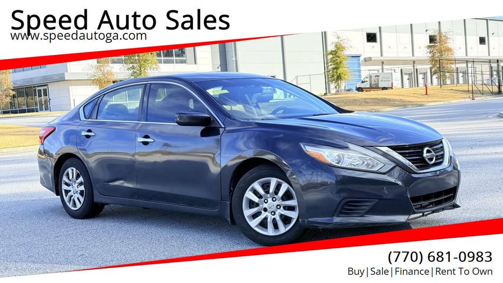 2017 Nissan Altima - $5,900