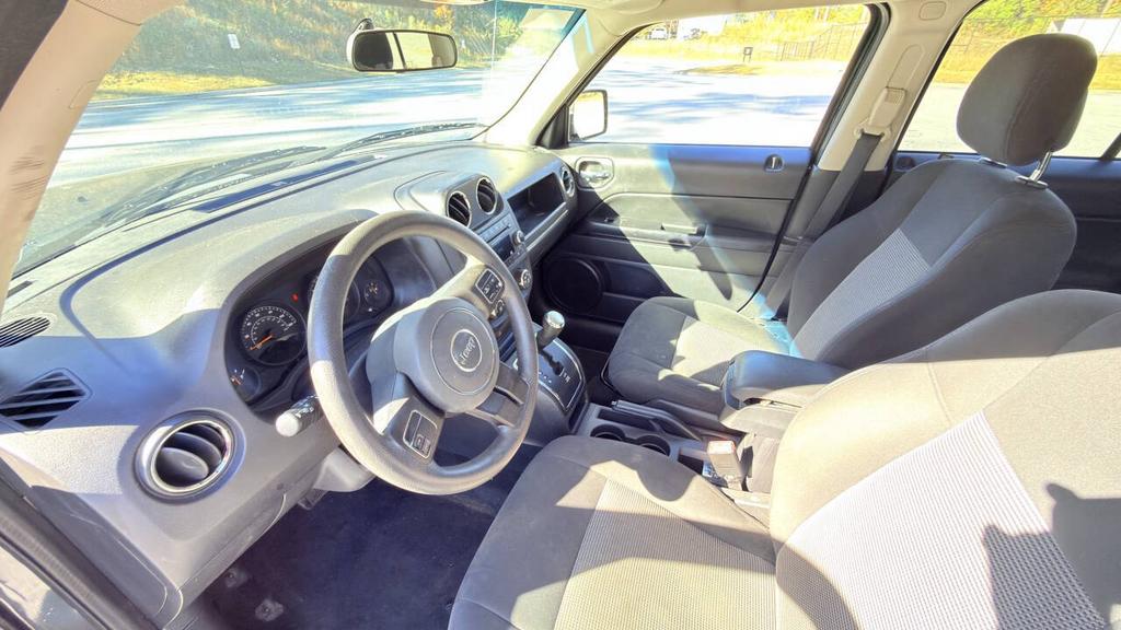 2015 Jeep Patriot - $5,500