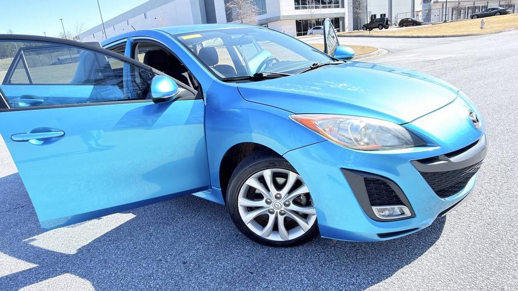 2010 MAZDA MAZDA3 - $4,850