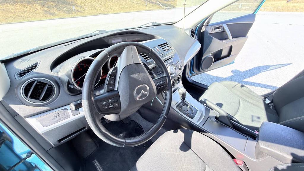 2010 MAZDA MAZDA3 - $4,850