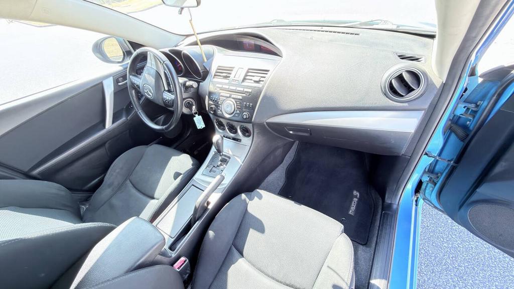 2010 MAZDA MAZDA3 - $4,850