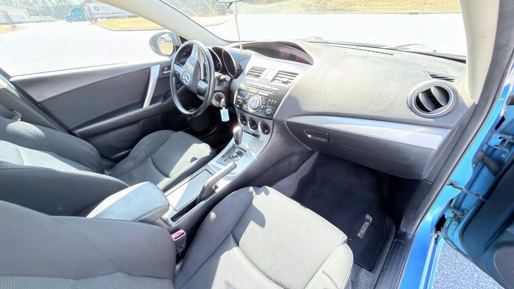2010 MAZDA MAZDA3 - $4,850