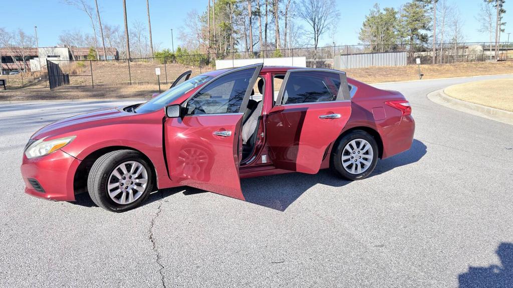 2016 Nissan Altima - $4,850