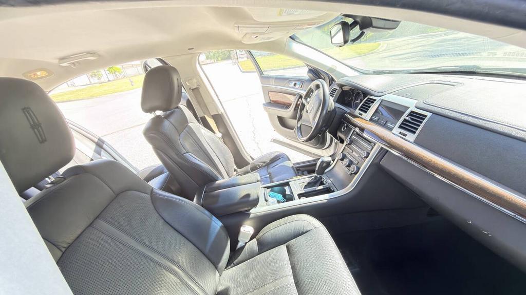 2010 Lincoln MKS - $5,900