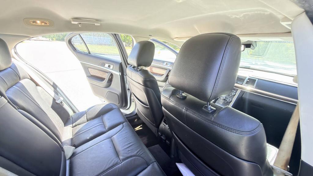 2010 Lincoln MKS - $5,900