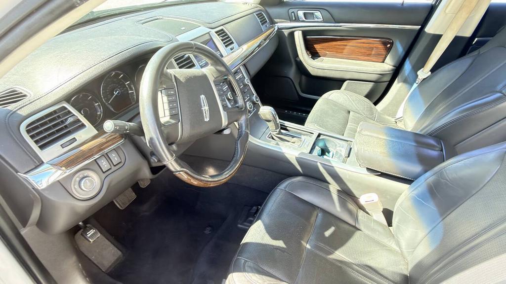 2010 Lincoln MKS - $5,900