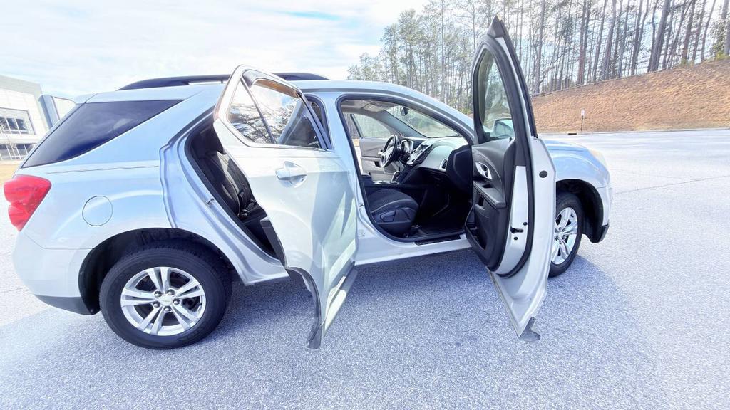 2011 Chevrolet Equinox - $5,500