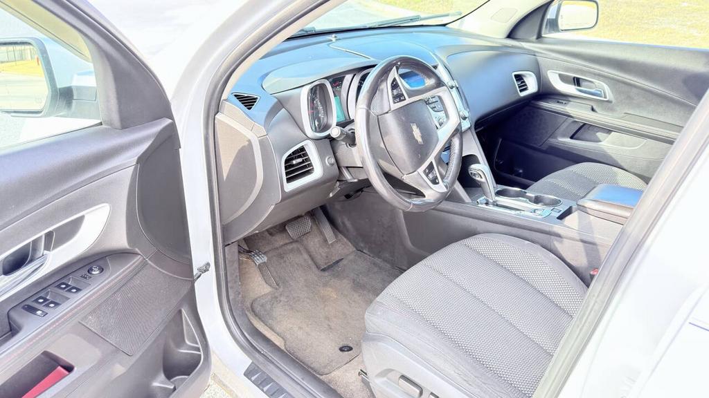2011 Chevrolet Equinox - $5,500