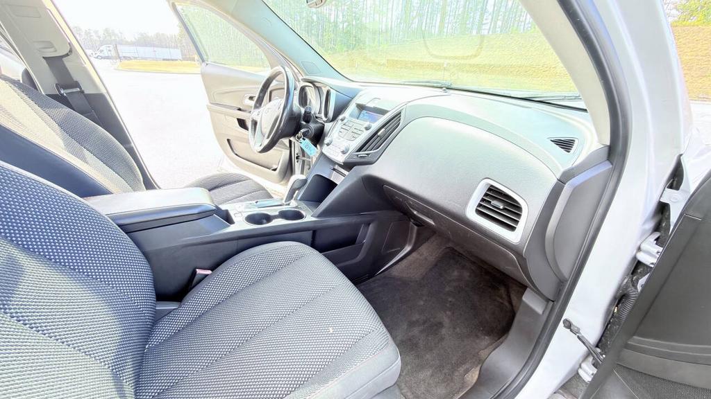 2011 Chevrolet Equinox - $5,500
