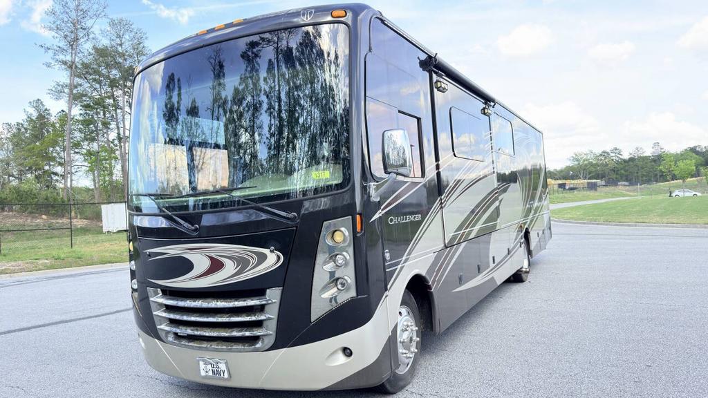 2013 Ford F-53 Motorhome Chassis - $19,800