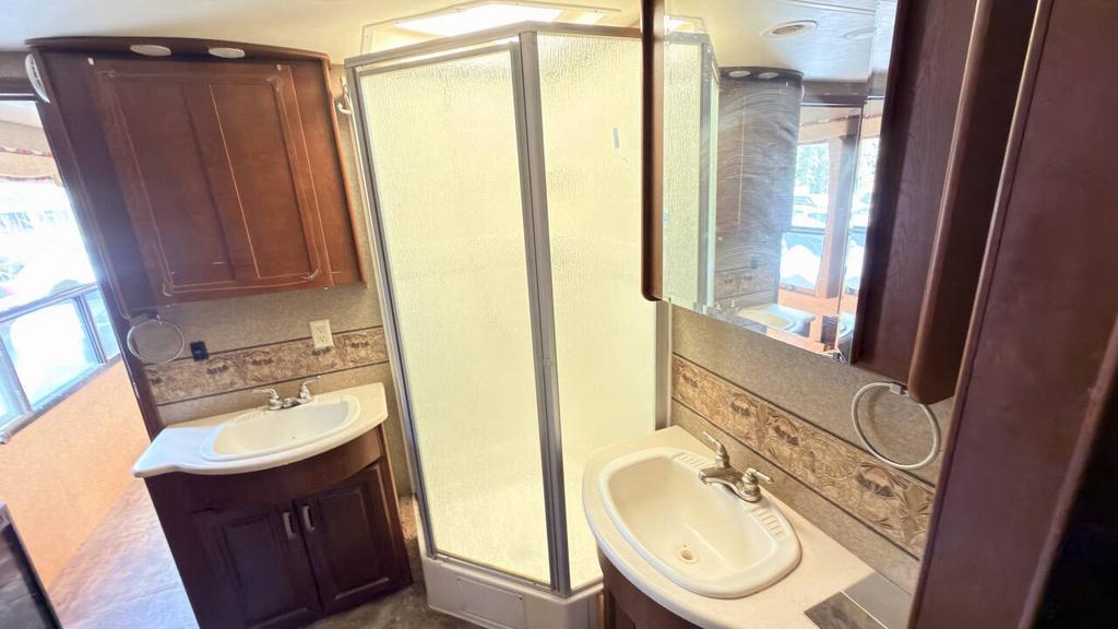 2013 Ford F-53 Motorhome Chassis - $19,800