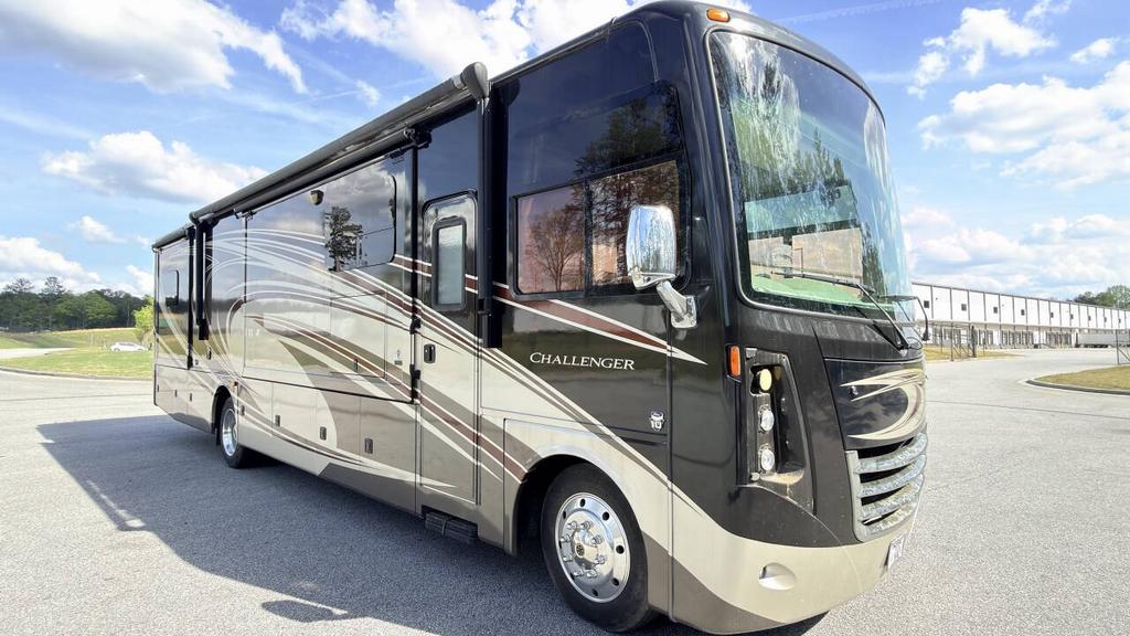 2013 Ford F-53 Motorhome Chassis - $19,800