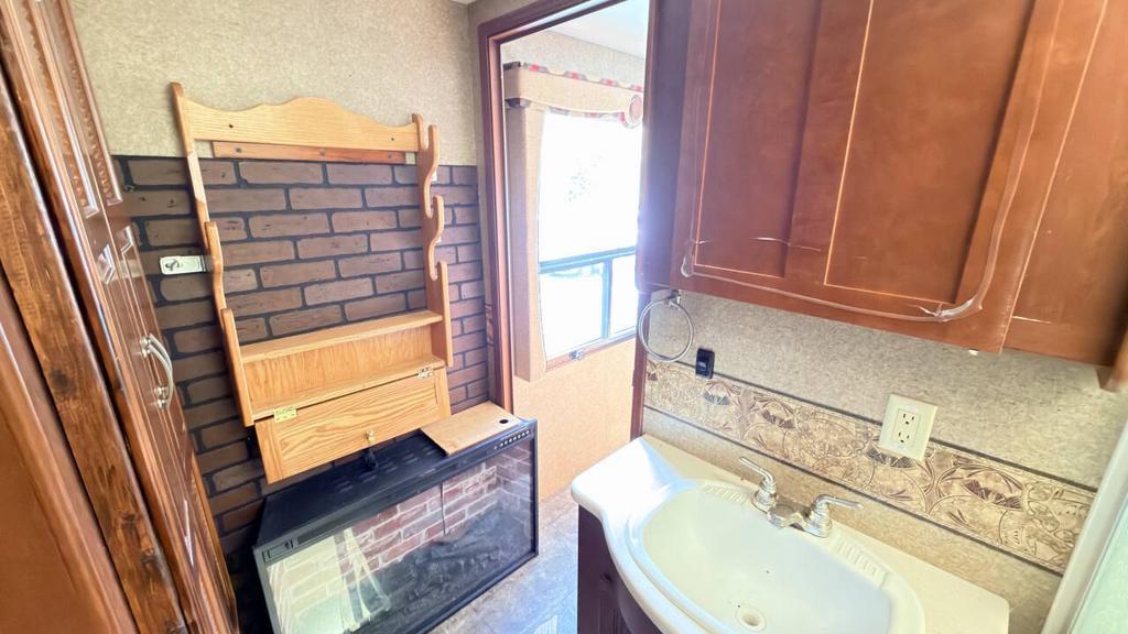 2013 Ford F-53 Motorhome Chassis - $19,800