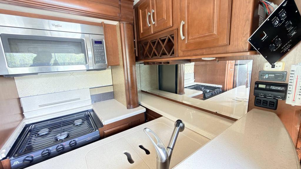 2013 Ford F-53 Motorhome Chassis - $19,800