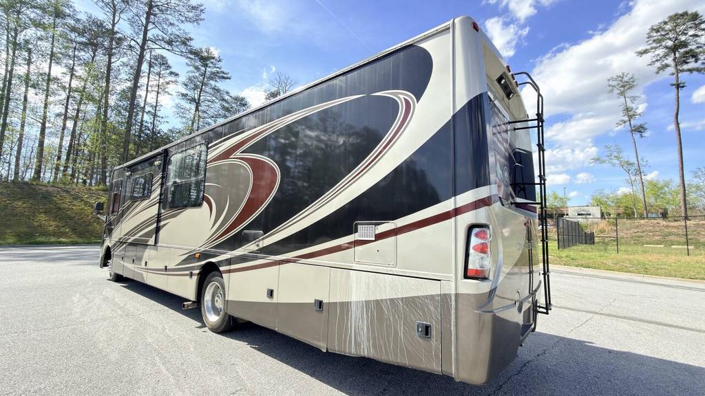 2013 Ford F-53 Motorhome Chassis - $19,800