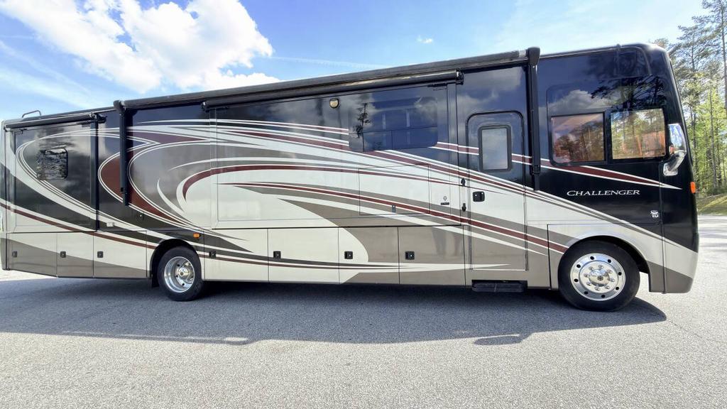 2013 Ford F-53 Motorhome Chassis - $19,800