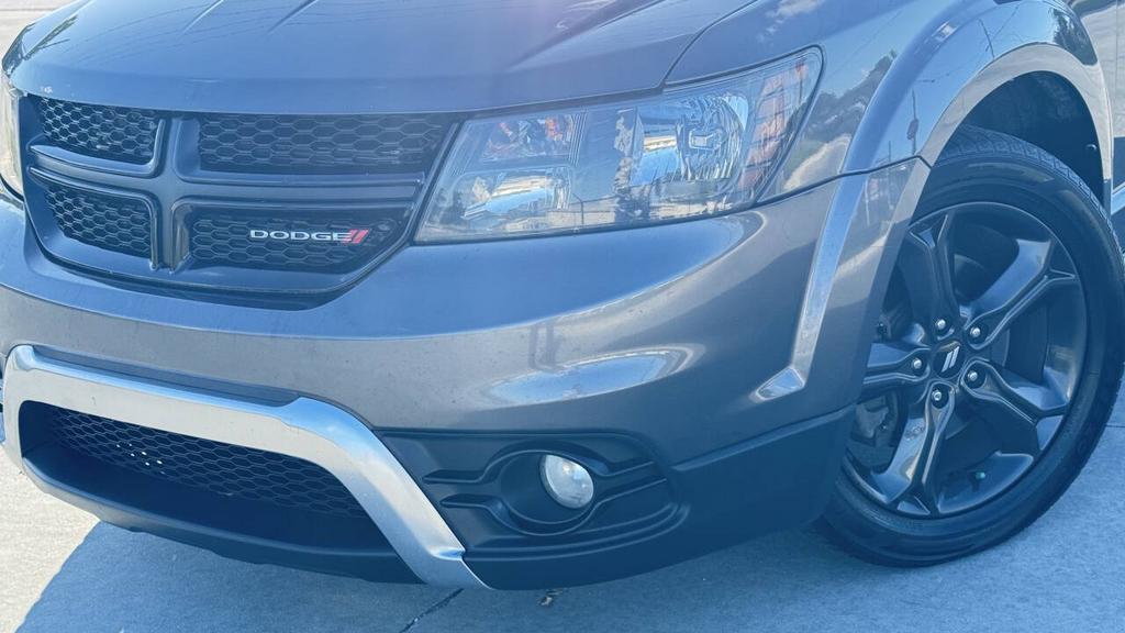 2019 Dodge Journey - $4,900