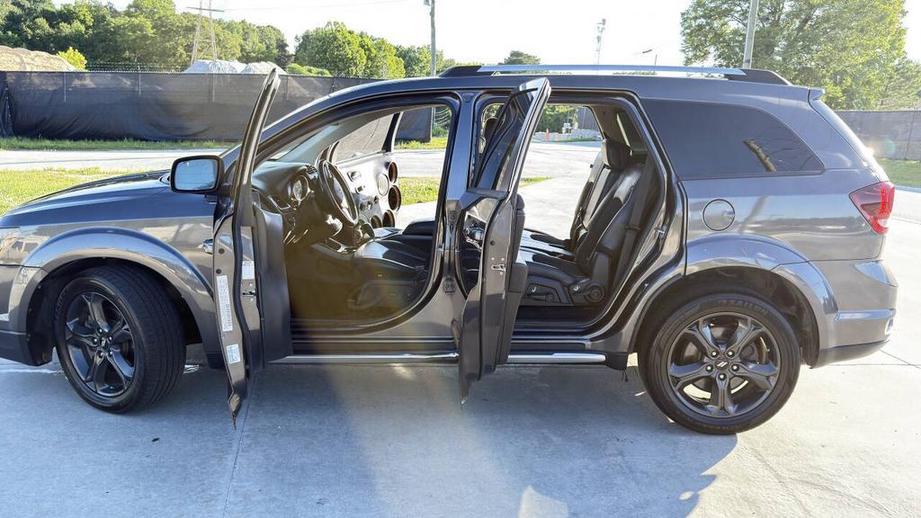 2019 Dodge Journey - $4,900