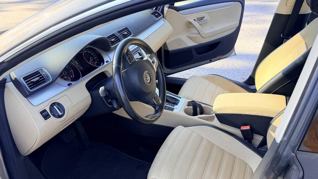 2015 Volkswagen CC - $5,999