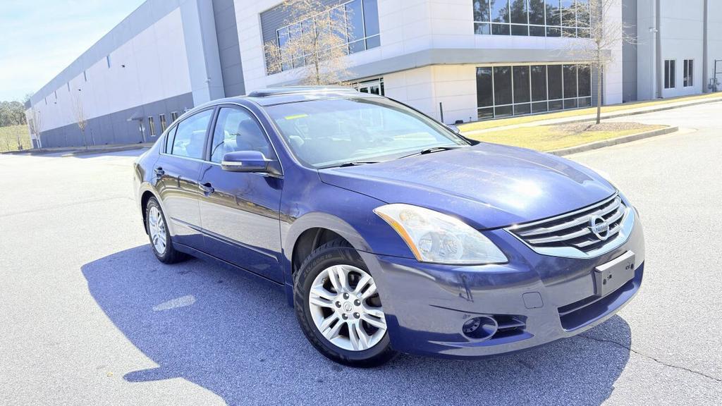 2012 Nissan Altima - $5,500