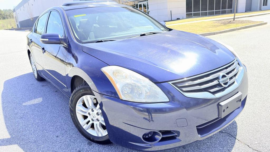 2012 Nissan Altima - $5,500