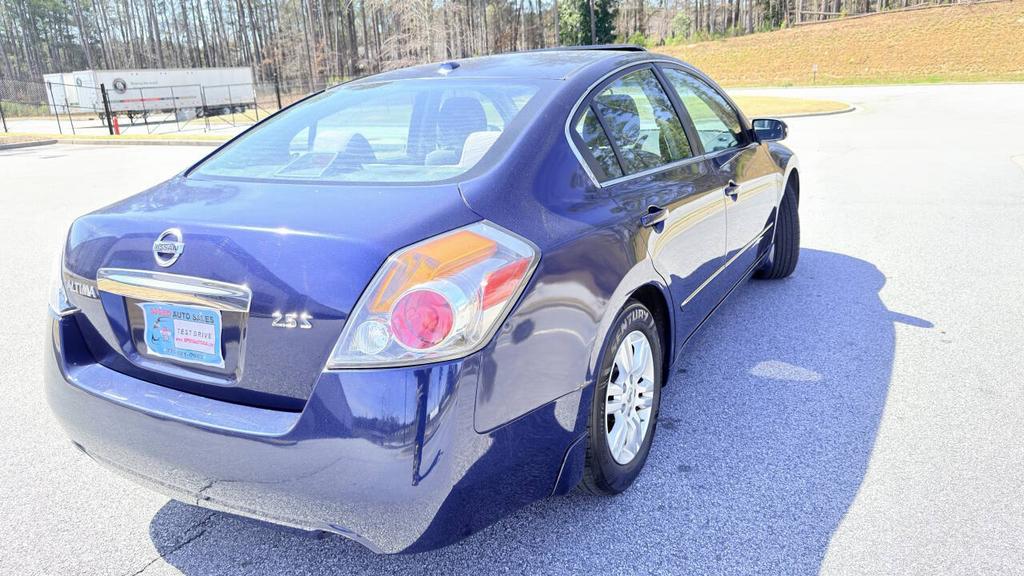 2012 Nissan Altima - $5,500