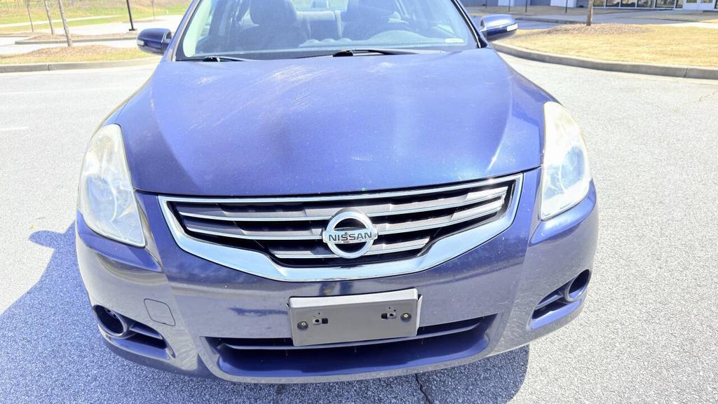 2012 Nissan Altima - $5,500
