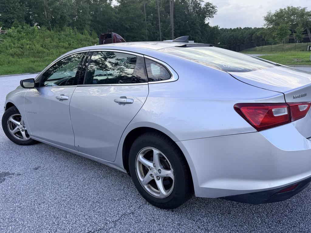 2016 Chevrolet Malibu - $6,999