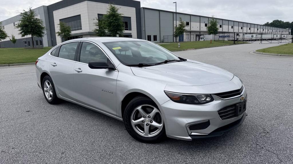 2016 Chevrolet Malibu - $6,999