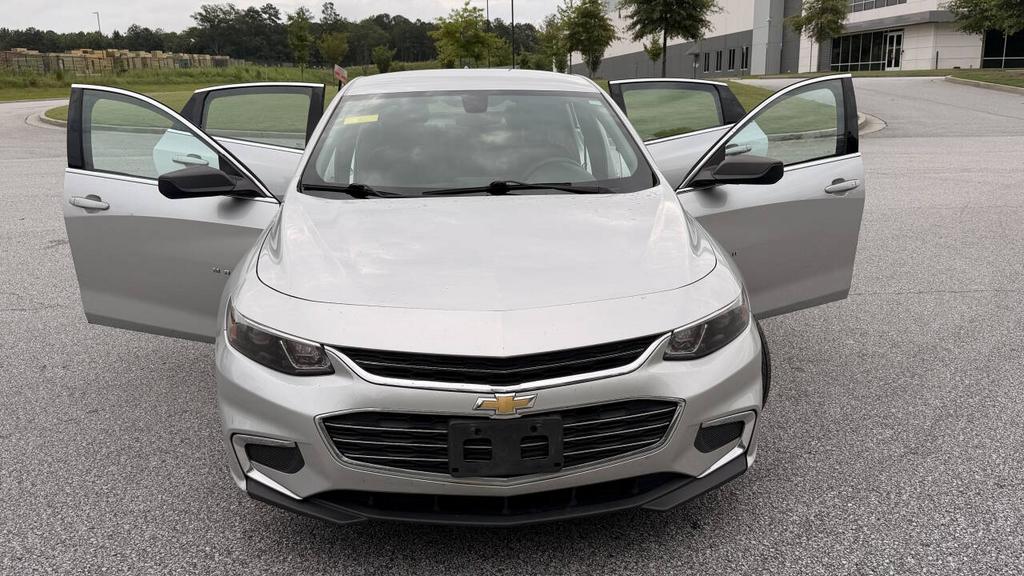 2016 Chevrolet Malibu - $6,999