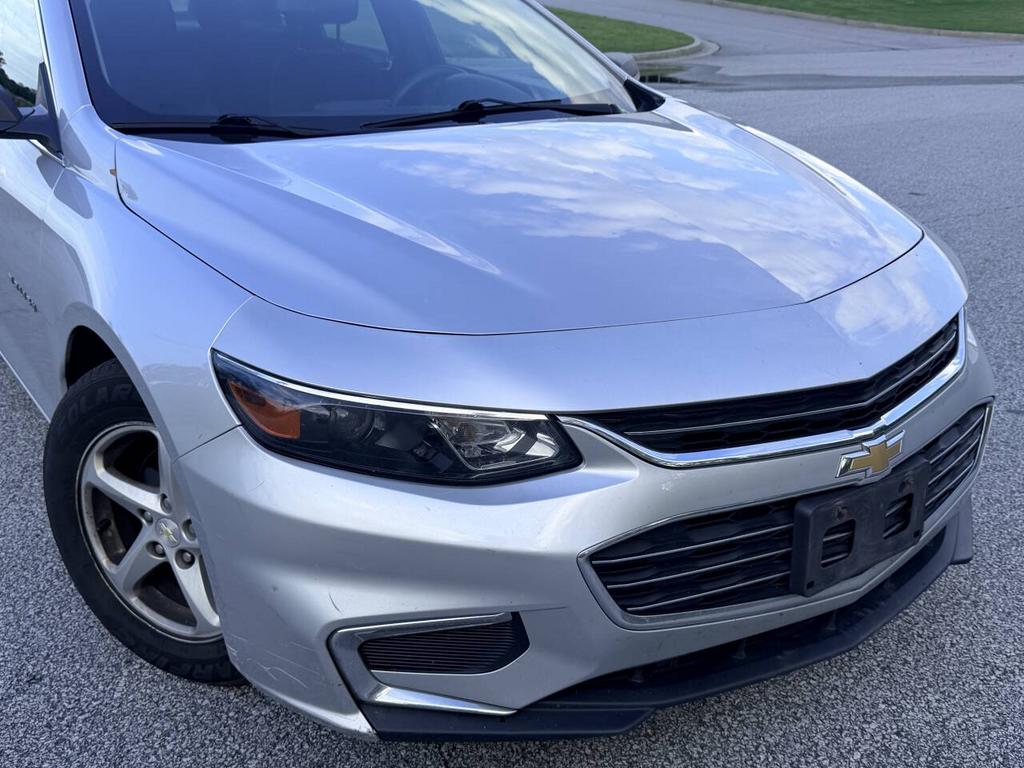 2016 Chevrolet Malibu - $6,999