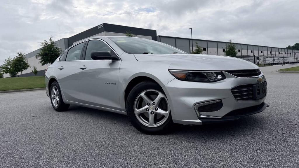 2016 Chevrolet Malibu - $6,999