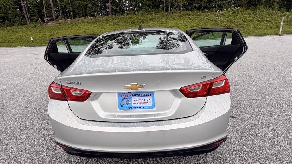 2016 Chevrolet Malibu - $6,999