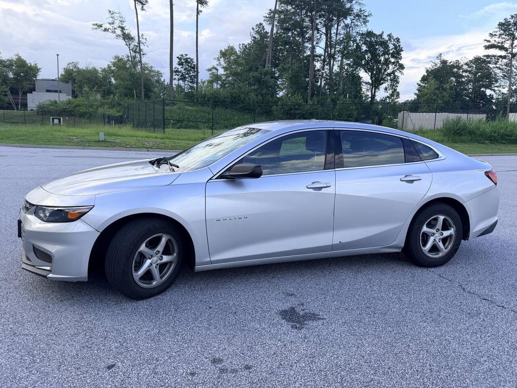 2016 Chevrolet Malibu - $6,999