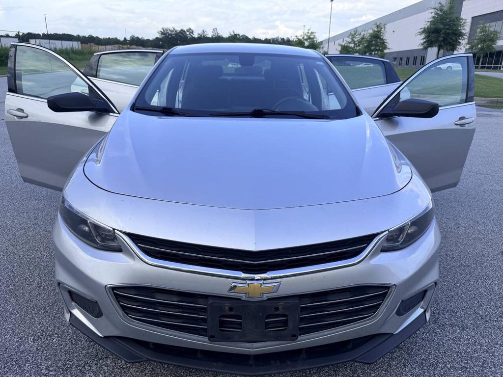 2016 Chevrolet Malibu - $6,999