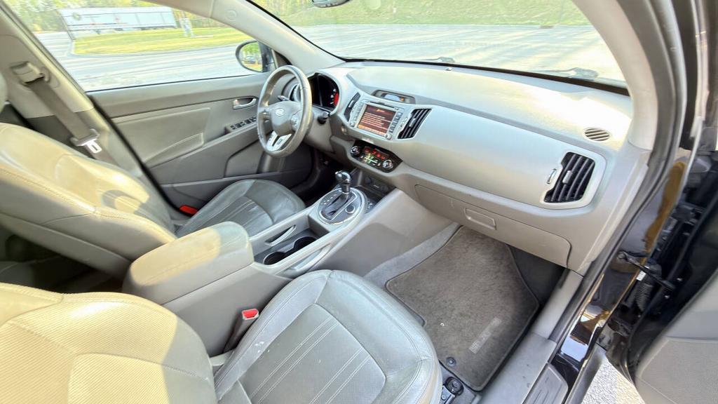 2012 Kia Sportage - $5,500