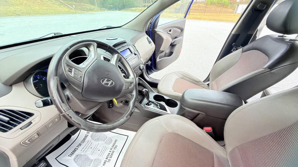 2011 Hyundai Tucson - $5,900